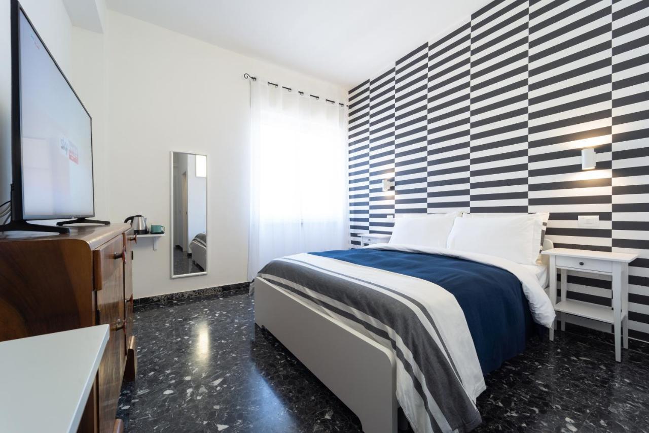 Boutique Rooms Carbonazzi 17 Каляри Екстериор снимка